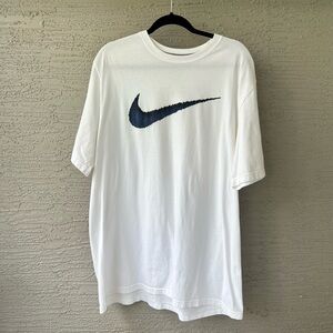 Nike Vintage Swoosh Threads Tee
